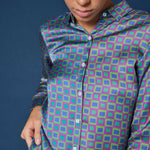 camicia da donna particolare elegante colori vivaci fantasia colorata blusa
