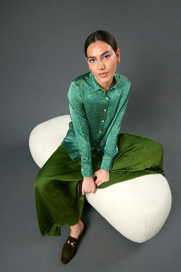 Camicia donna particolare elegante colore verde fantasia
