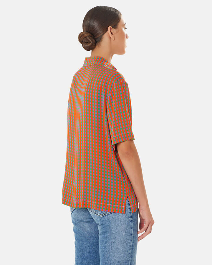 Amazzonia – camicia donna maniche corte made in Italy con fantasia arancione, verde e viola