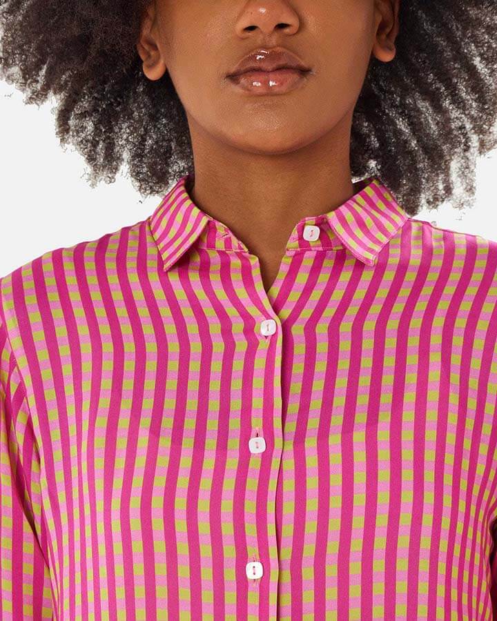 Aurora – camicia donna maniche lunghe made in Italy con fantasia rosa