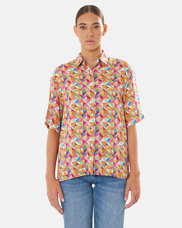 Camicia maniche corte mezze maniche donna particolare, colorata, estiva, fantasia floreale
