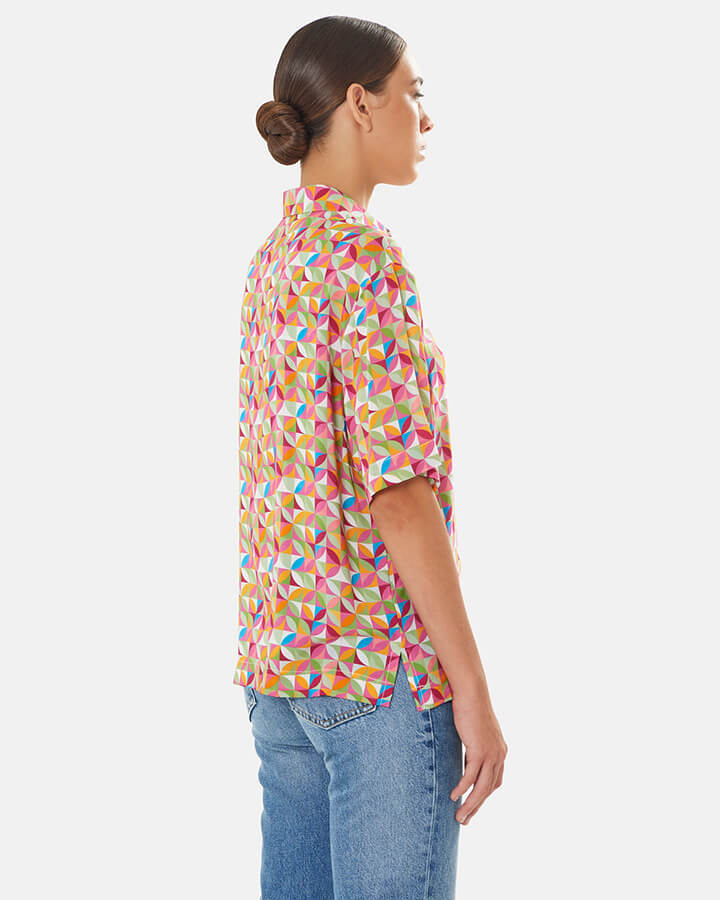 Camicia maniche corte mezze maniche donna particolare, colorata, estiva, fantasia floreale