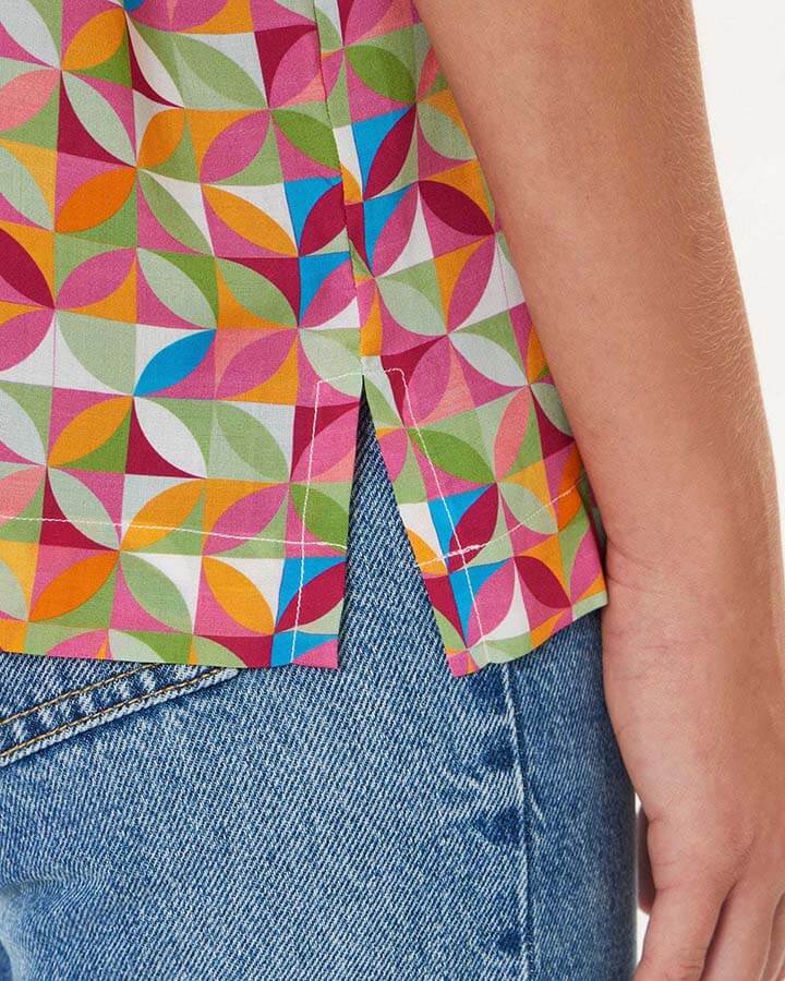 Camicia maniche corte mezze maniche donna particolare, colorata, estiva, fantasia floreale