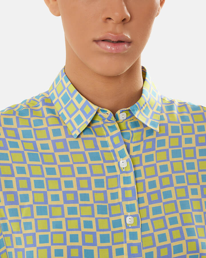 Ninfea – camicia donna colorata maniche corte made in Italy  fantasia azzurra