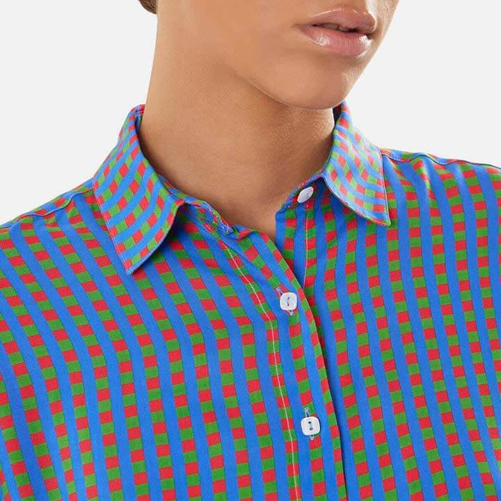 Camicie donna colorate particolari eleganti colori vivaci fantasie colorate blusa seta cotone grafiche disegni Colourful women's shirts elegant unique bright colours colourful patterns silk cotton blouse graphic designs