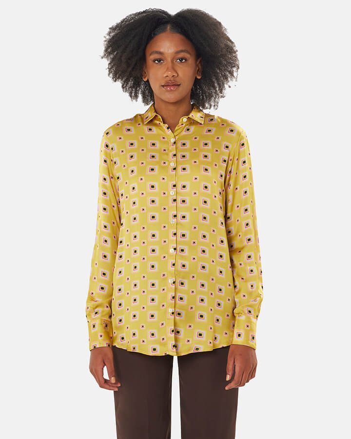 Camicie donna colorate particolari eleganti colori vivaci fantasie colorate blusa seta cotone grafiche disegni Colourful women's shirts elegant unique bright colours colourful patterns silk cotton blouse graphic designs