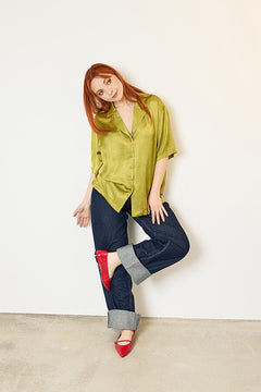 Camicia maniche corte mezze maniche donna particolare elegante con collo a scialle colore verde acido