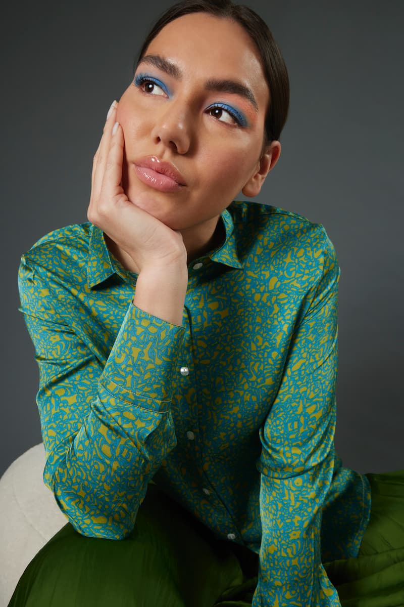 Camicia donna particolare elegante colore verde fantasia